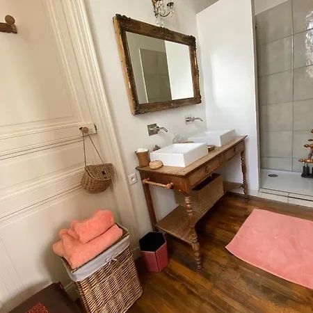 Le Celadon Montaigu-Vendee Extérieur photo
